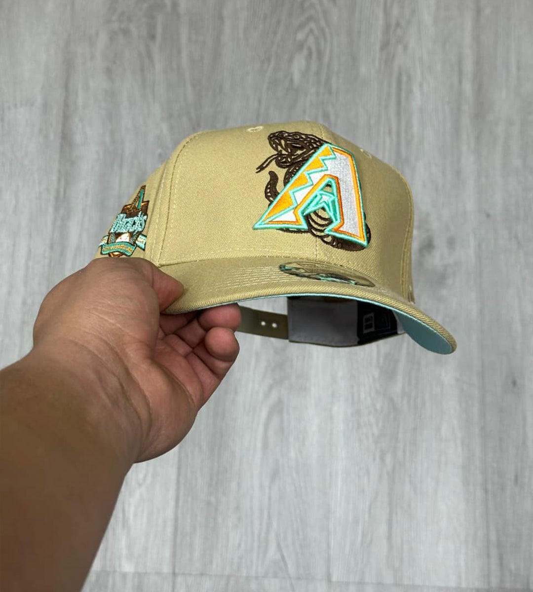 Gorras Atlanta Dorada 42